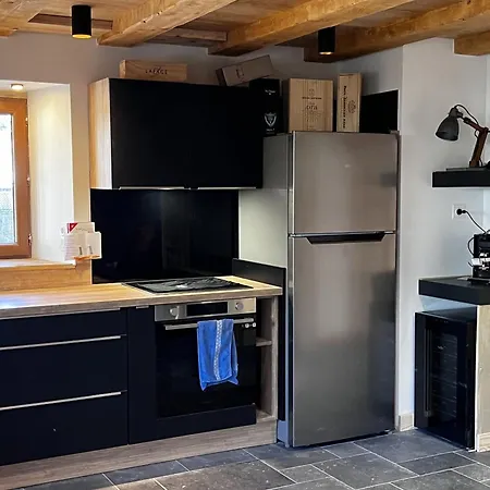 Apartment Ferme Renovee Centre-ville 3 Chambres, 6/8 Pers, Parking *
